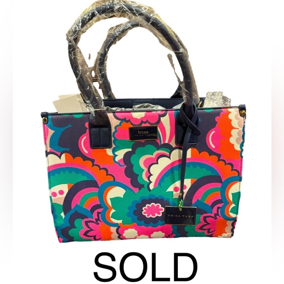 Trina Turk Handbags - Trina Turk Floral Cloud Tote NWT